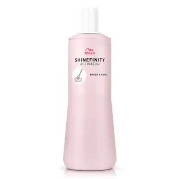 Wella Professionals Shinefinity Activator Brush & Bowl 2%